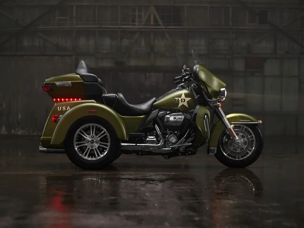 2022 Harley-Davidson Tri Glide Ultra G.I.
